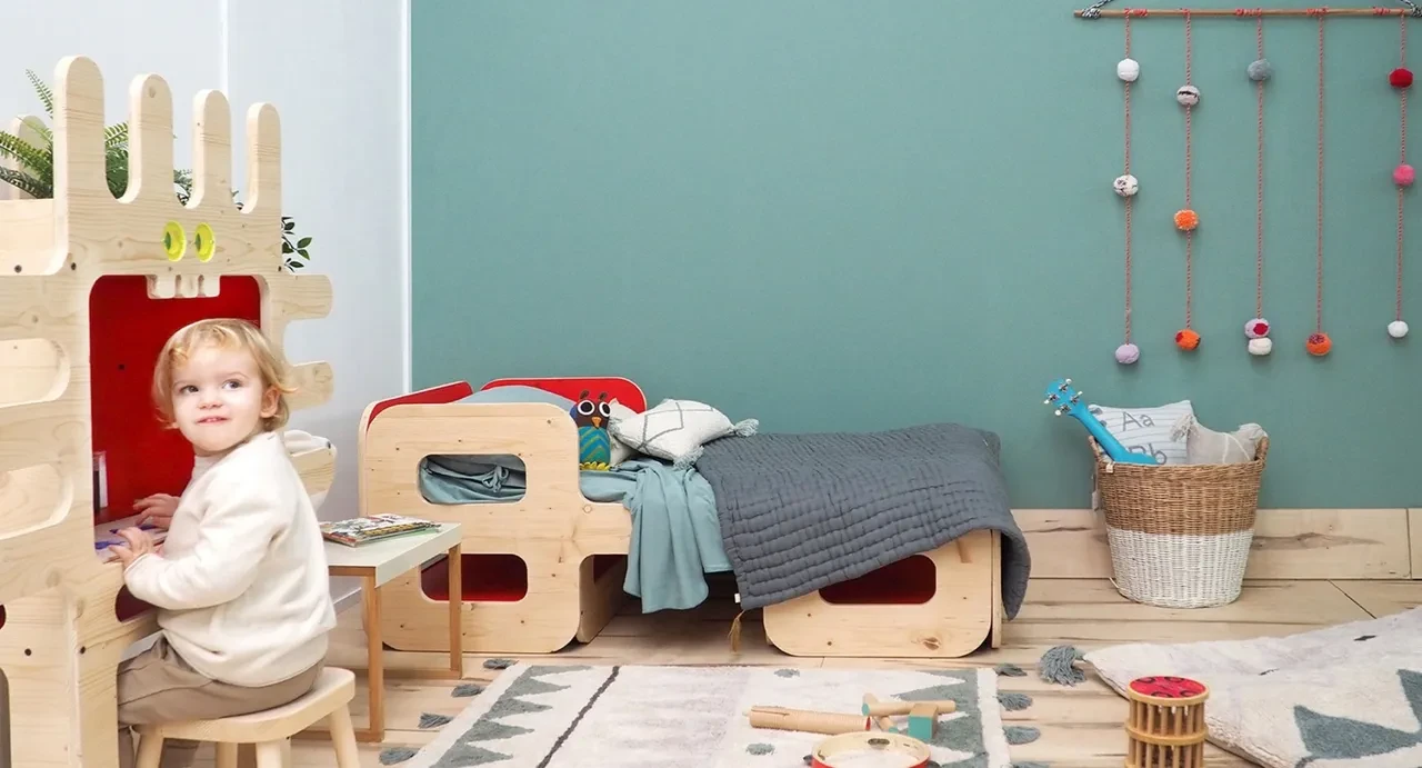 Montessori tarzı ev düzeni: Çocuğunuzun kendi odasını toplamasını sağlayacak 4 küçük değişiklik!