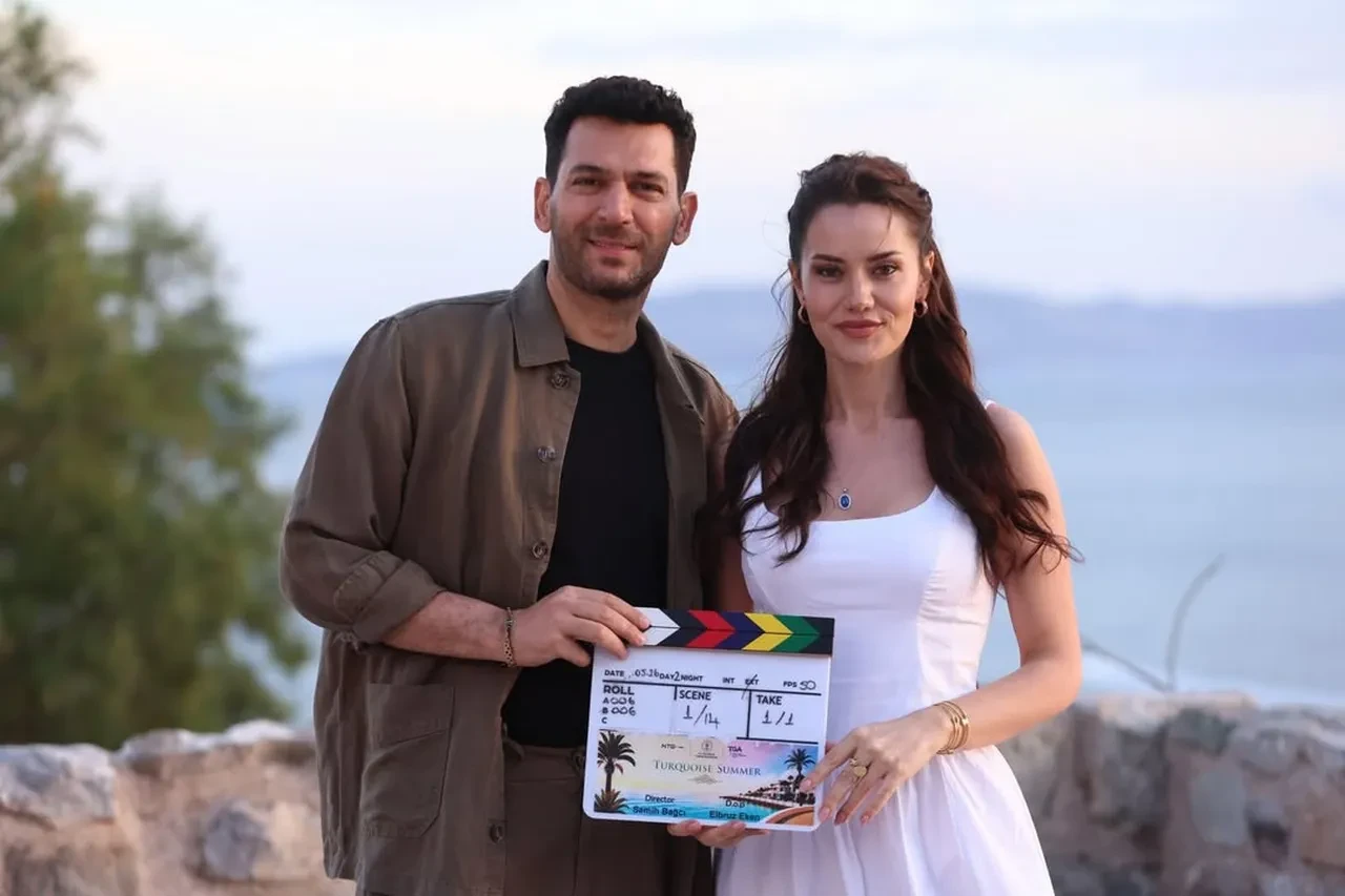 Fahriye Evcen ve Murat Yıldırım 9 yıl sonra aynı projede! Yıllar onlara uğramamış 