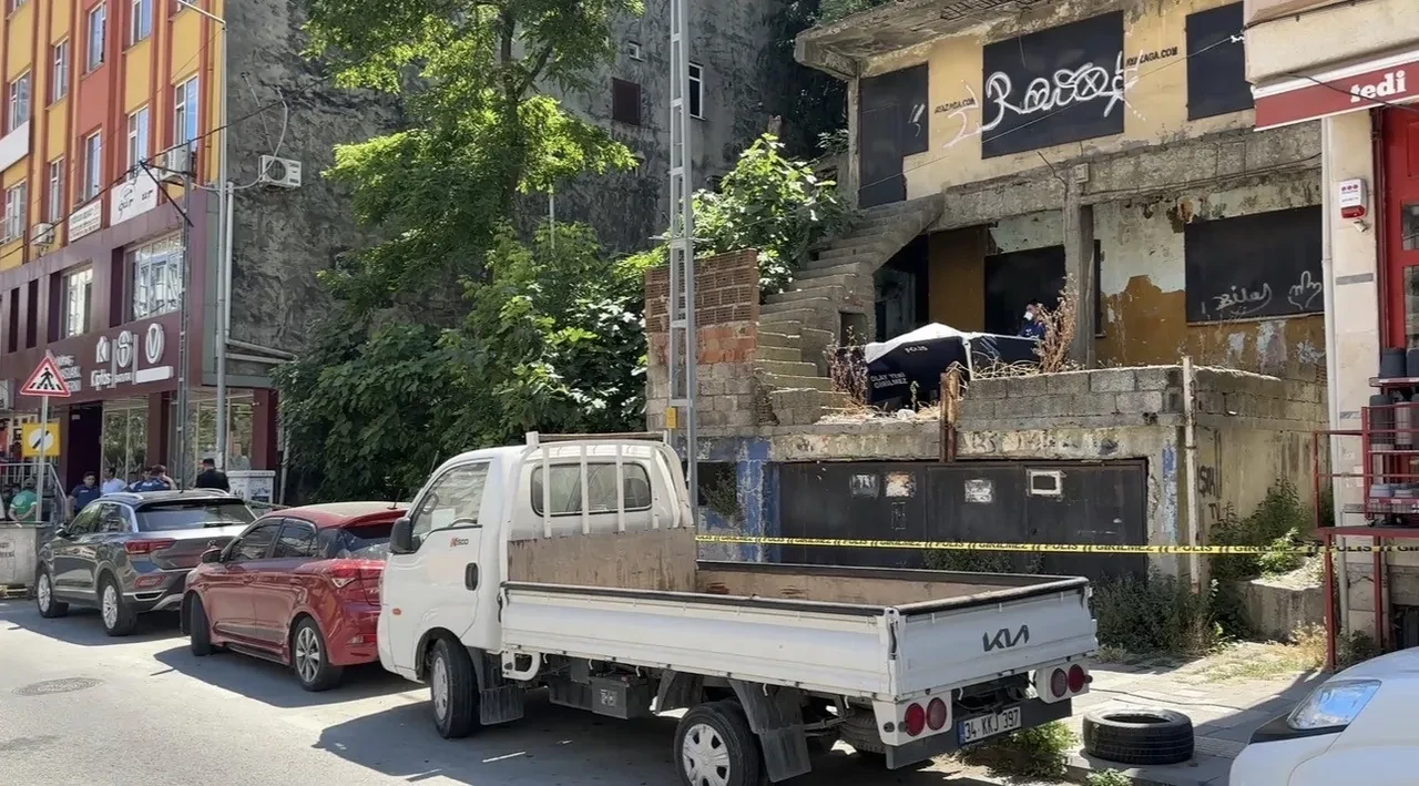 Kedisini ararken, ceset buldu: Sarıyer’de kan donduran tesadüf