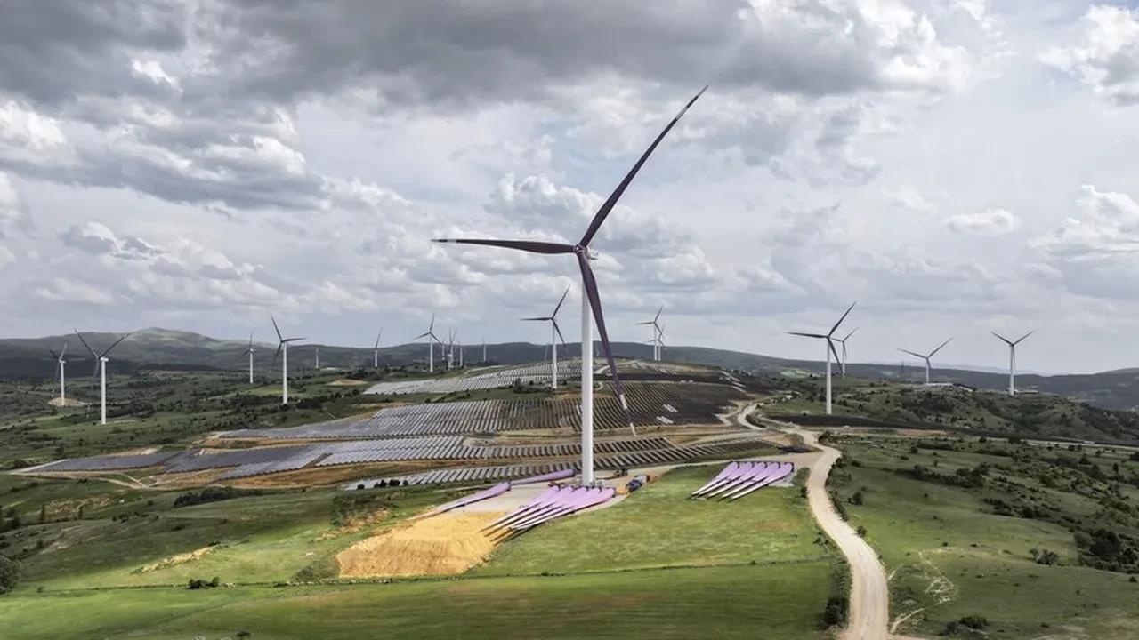 Türkiye'nin elektrik kurulu gücü 125 bin 598 megavata çıktı