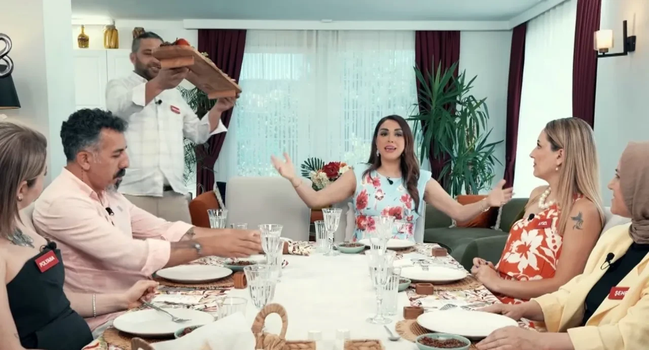 Yemekteyiz Abdullah Bey kimdir, aslen nereli? Yemekteyiz Abdullah mesleği nedir?