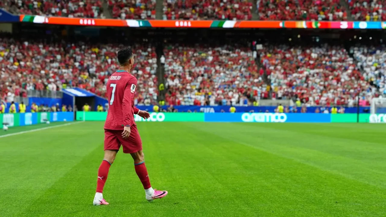 Cristiano Ronaldo rekoru kırdı! Portekizli yıldız tarihe geçti