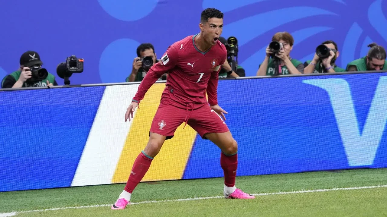 Cristiano Ronaldo rekoru kırdı! Portekizli yıldız tarihe geçti