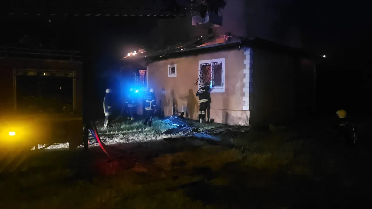 Erzincan'da yangın faciası: Emekli öğretmen hayatını kaybetti
