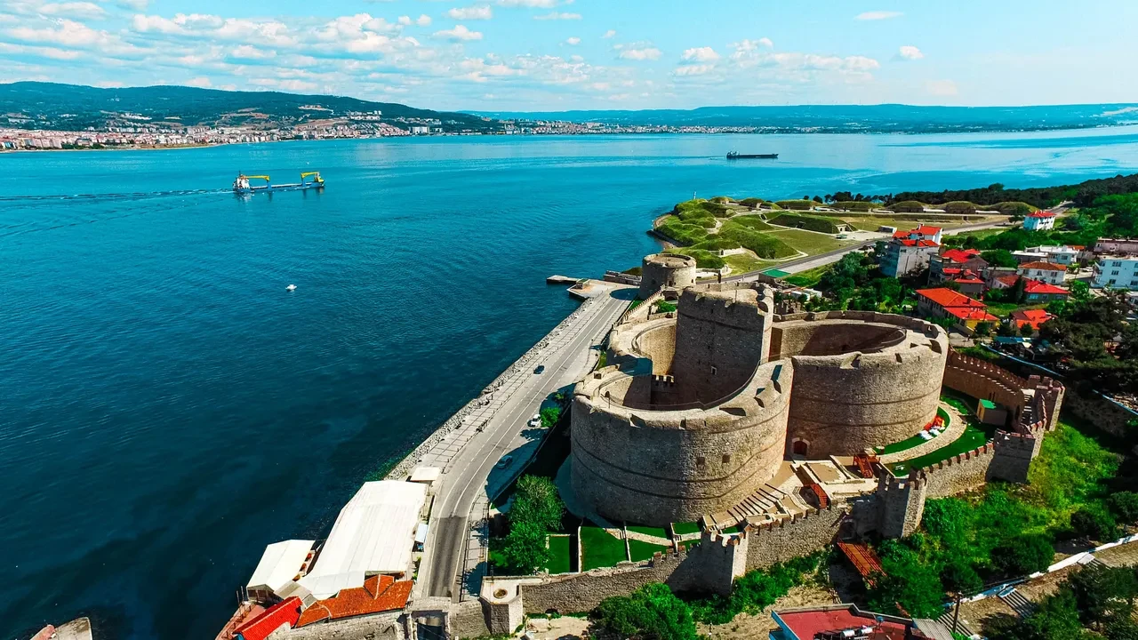 Fatih Sultan Mehmet’in askeri dehası! Top teknolojisinden iç kuleye Çanakkale’nin aşılamaz duvarı