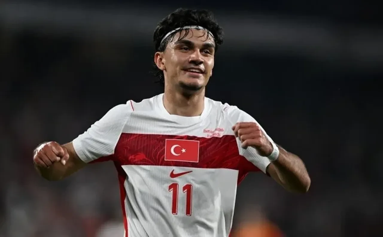Galatasaray'da Bruno Fernandes transferinde soğuk duş! İstediği maaş dudak uçuklattı
