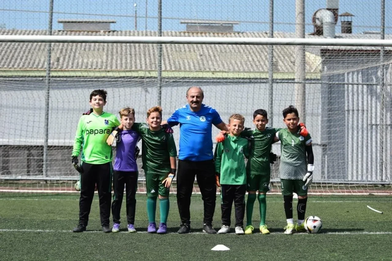 Gebze Beylikbağı Spor'un kaleci antrenörü transfer paylaşımı çok yanlış anlaşıldı! Kısa sürede meşhur oldu