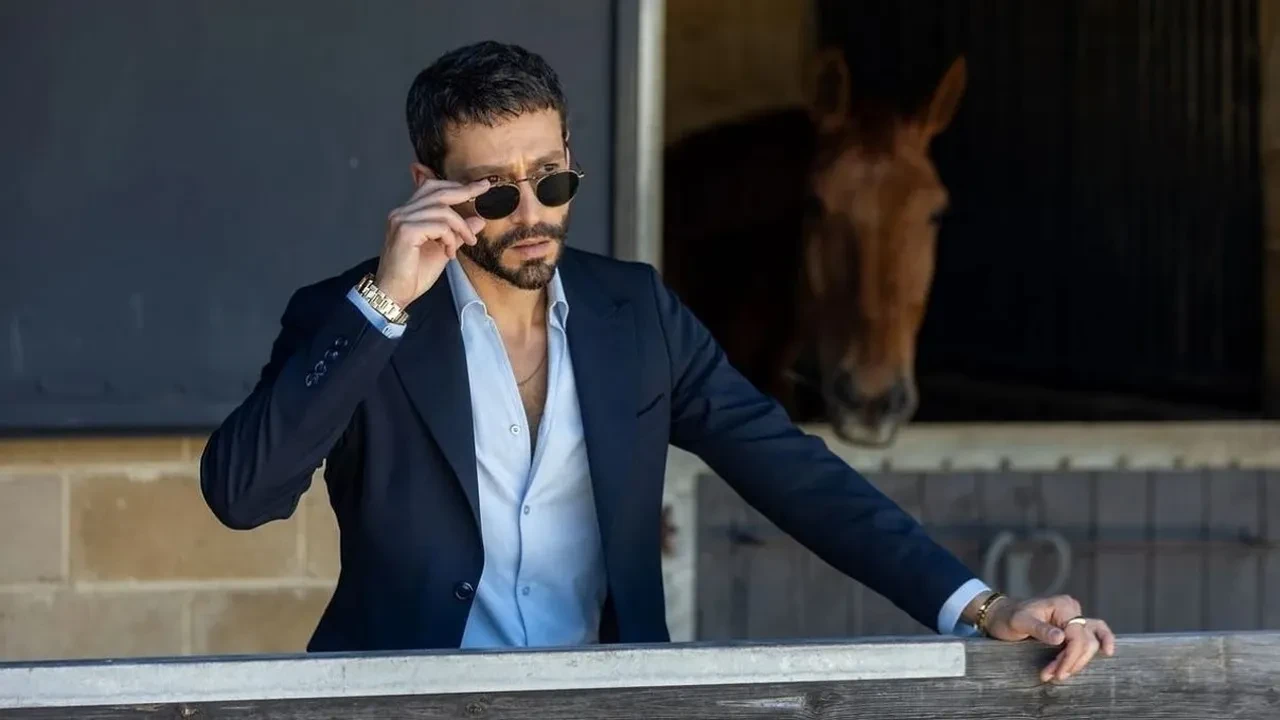 Muhtemel Aşk'ta dengeleri değiştirecek hamle! Ekin Koç'un karakteri Kadir'in annesi Semra geliyor