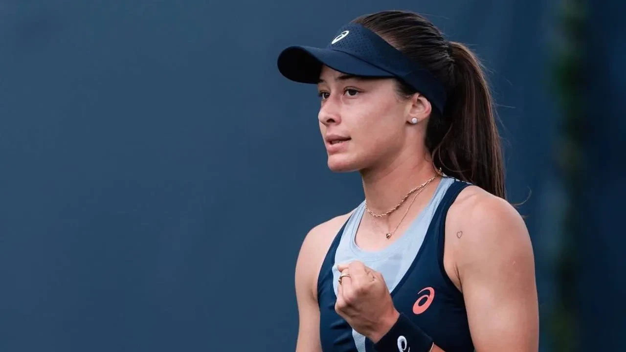 Zeynep Sönmez, Eastbourne Açık'ta adını 2. tura yazdırdı