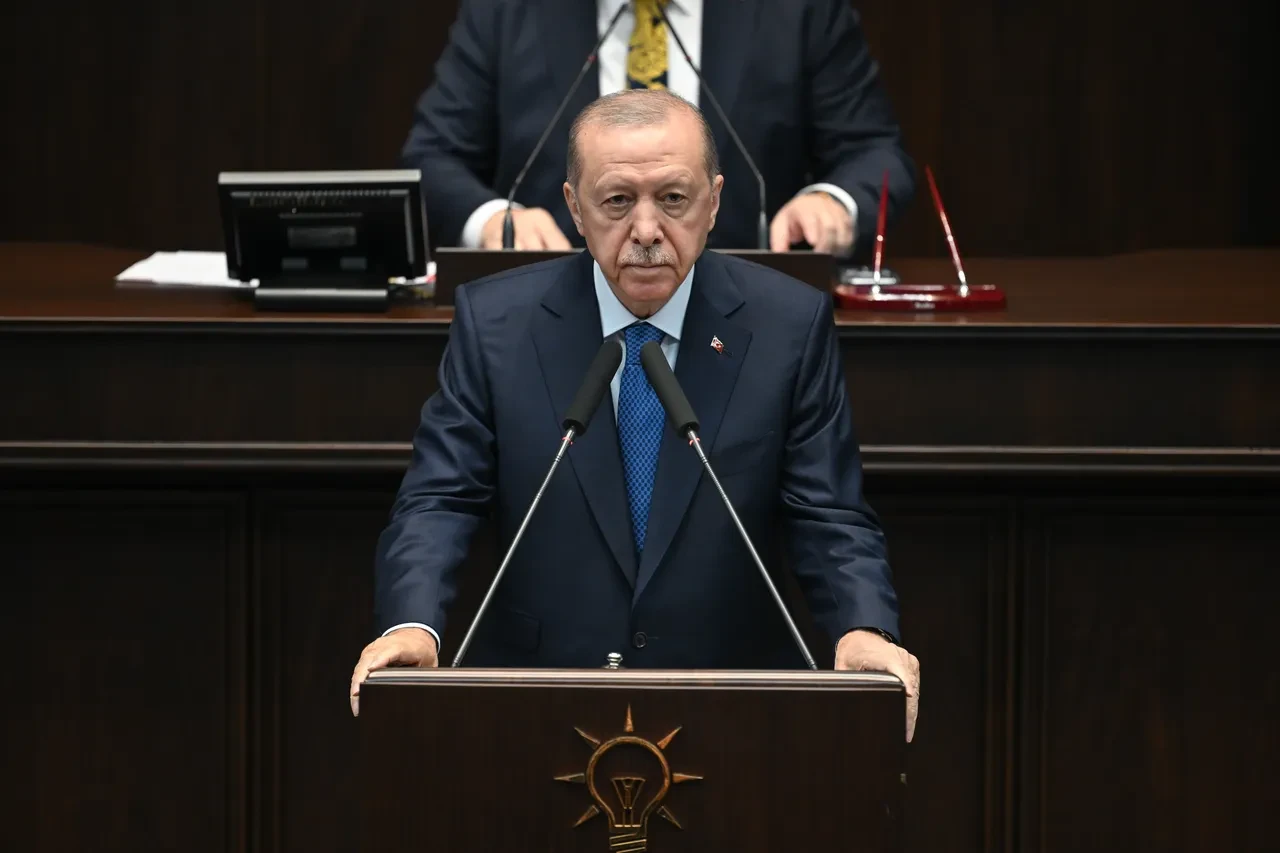 Erdoğan 'Terörsüz Türkiye' sürecinde yeni aşamayı duyurdu! 'Yasal çerçeve üzerinde çalışıyoruz'