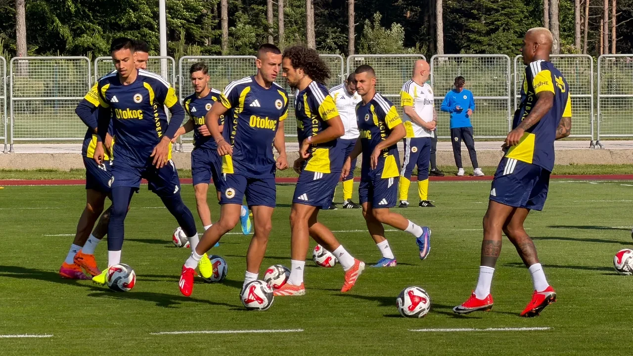 Fenerbahçe ilk antrenmanını yaptı! Yıldız oyuncu antrenmanda yer almadı