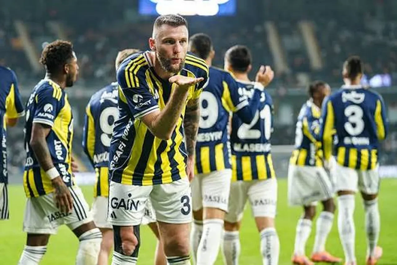Fenerbahçe'nin kamp kadrosu açıklandı!