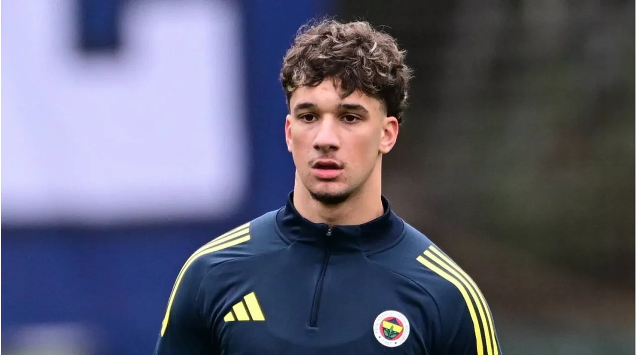 Fenerbahçe'nin kamp kadrosu açıklandı!