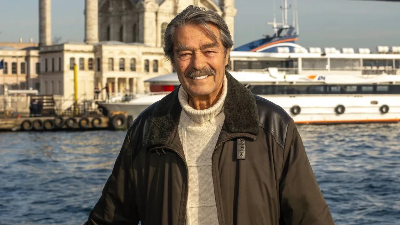 Kadir İnanır'ın sağlık duruma dair kritik açıklama! Yakın çevresi son durumunu paylaştı