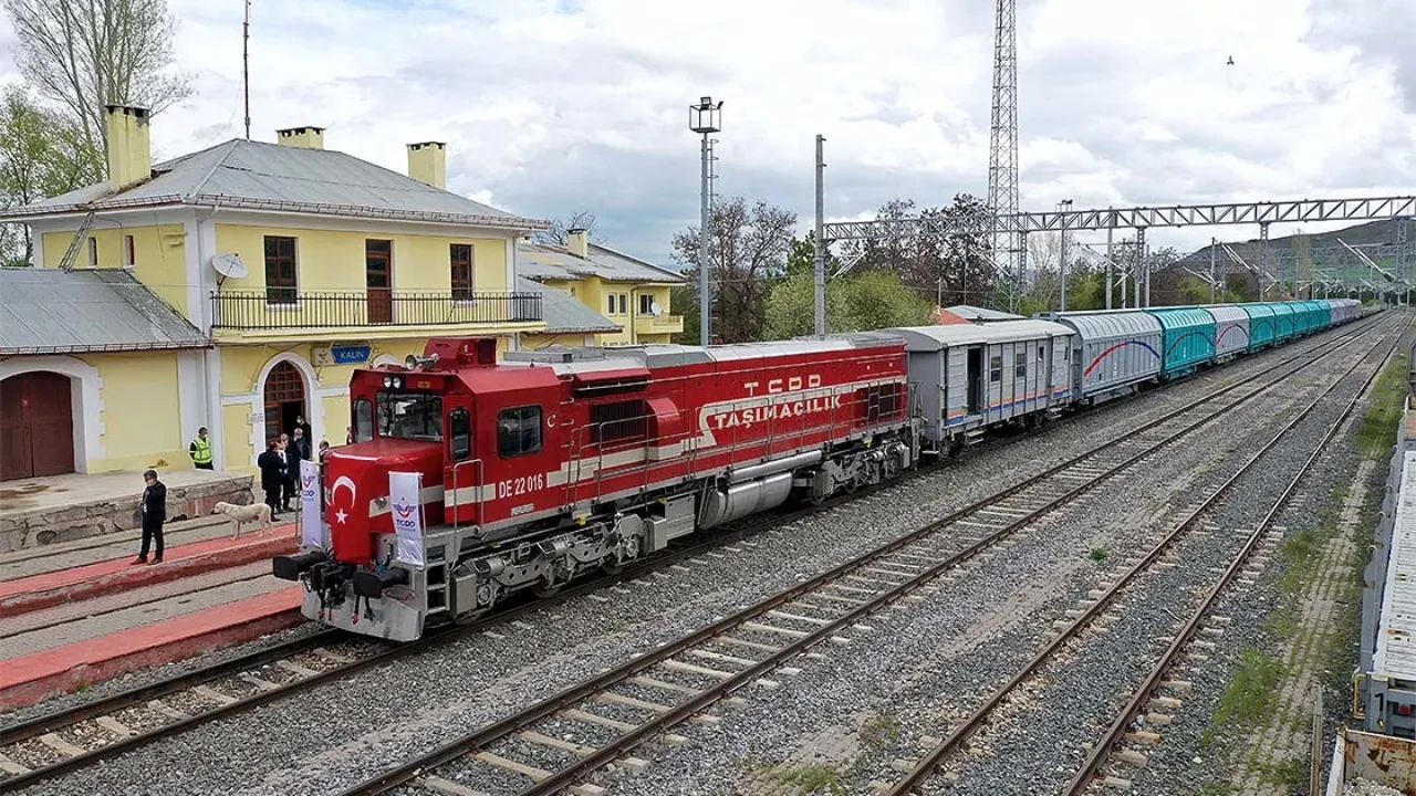 TCDD uyardı: Samsun-Sivas hattı demiryolu çevresinde yaşayanlar dikkat!