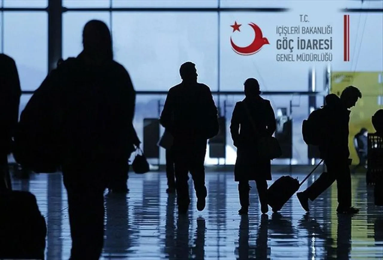 Göç istatistikleri açıklandı! Türkiye'ye en çok gelen ve Türkiye'den en çok giden ülke vatandaşları belli oldu