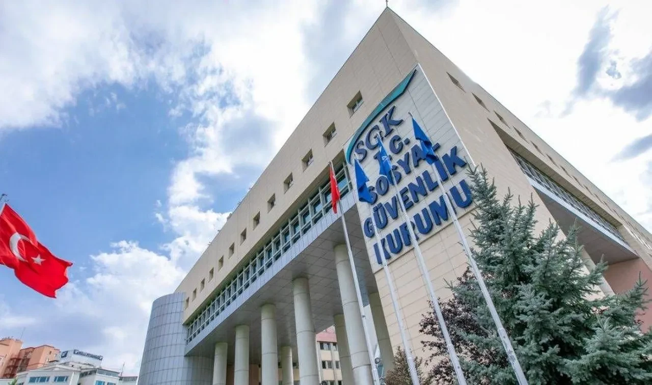 Yüksek maaş ve erken emeklilik için emsal karar! İsa Karakaş 'devrim' diyerek açıkladı!