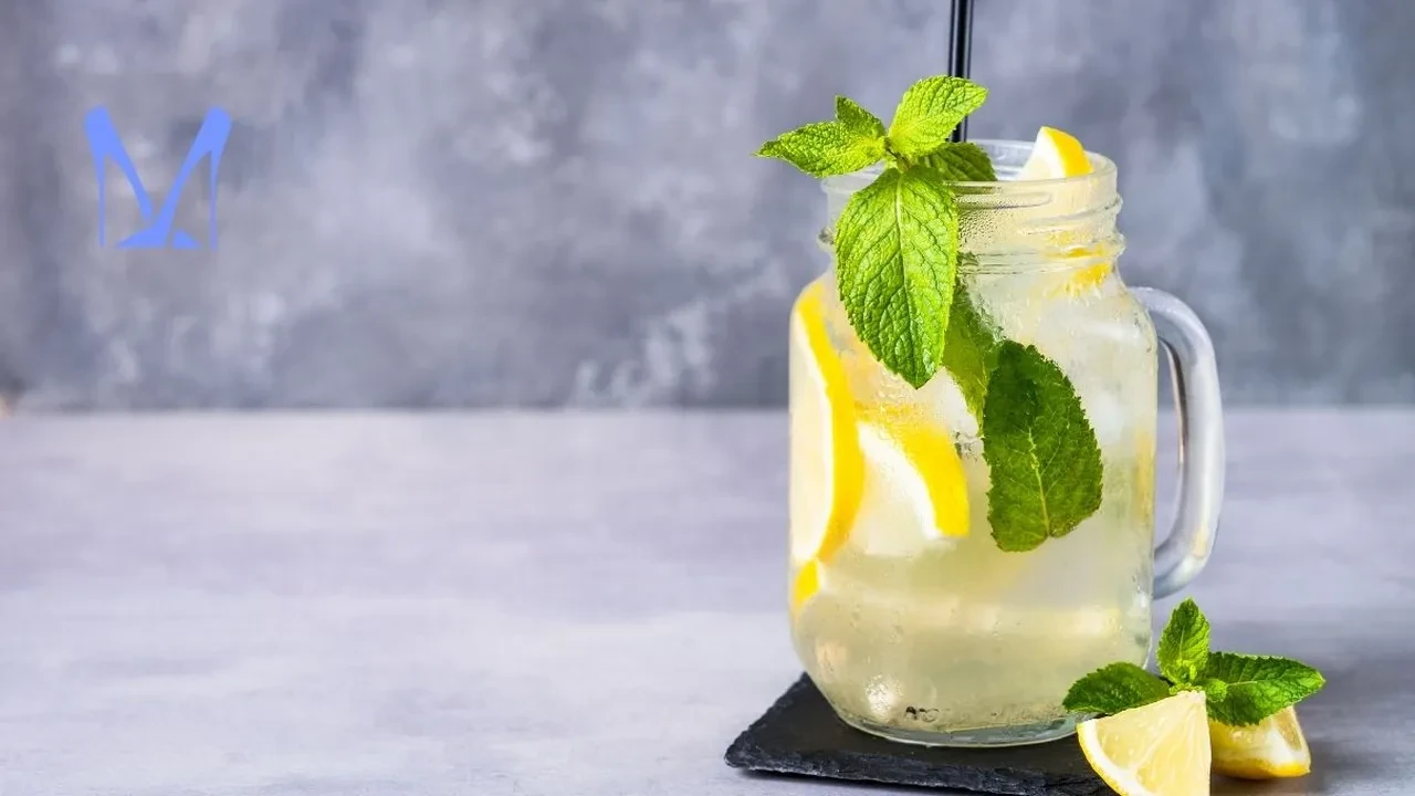 40 derecenin üzerine çıkan sıcak havaları bastırmanın en iyi yolu! Buz gibi naneli limonata