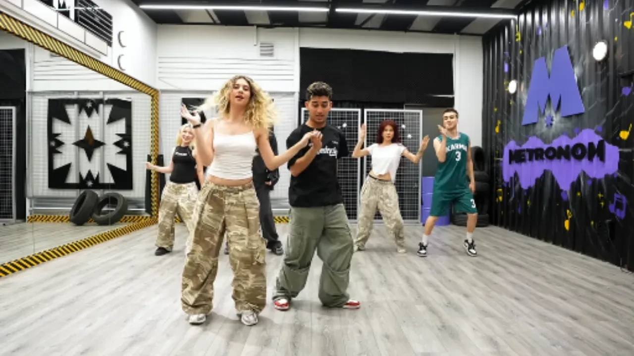 Karma6 grubu üyeleri kimdir? Karma6 grubunu kim kurdu?