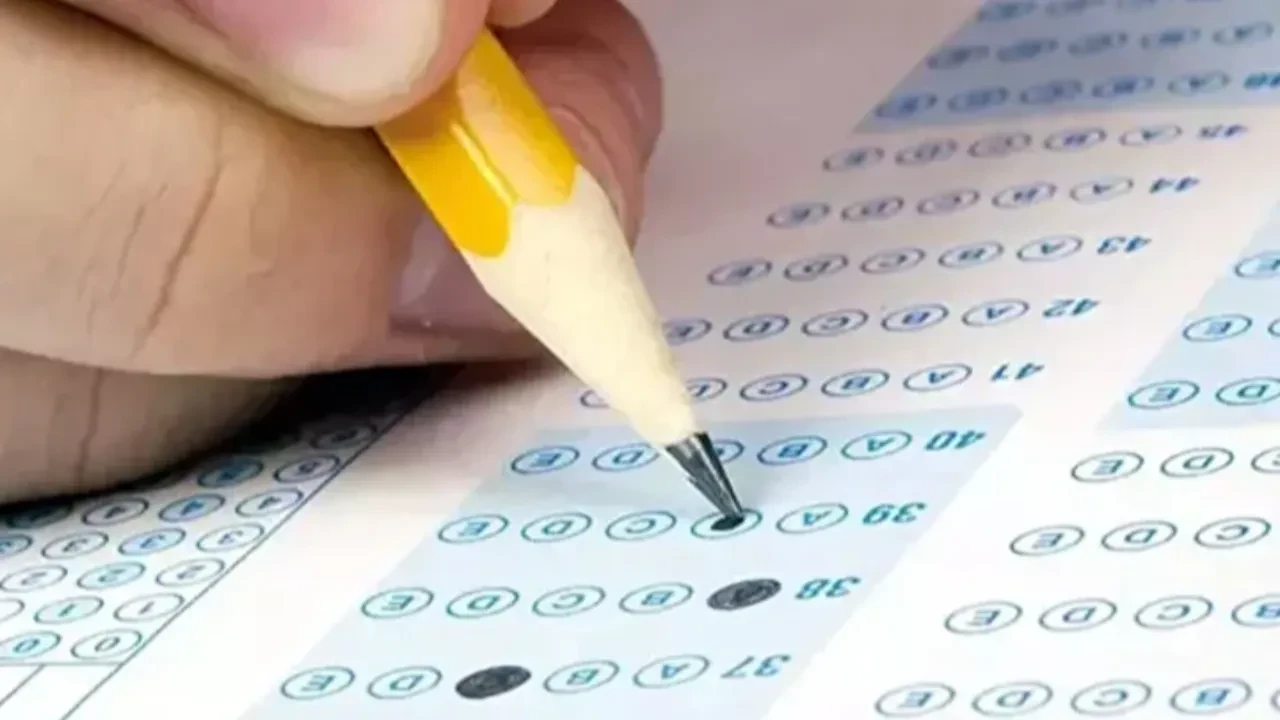 MEB AGS ÖABT neden ertelendi? Akademi Giriş Sınavı yeni tarih ne zaman?