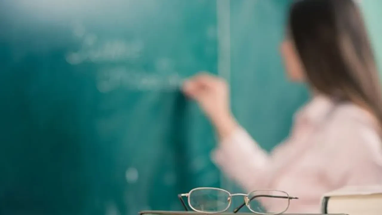 MEB AGS ÖABT neden ertelendi? Akademi Giriş Sınavı yeni tarih ne zaman?