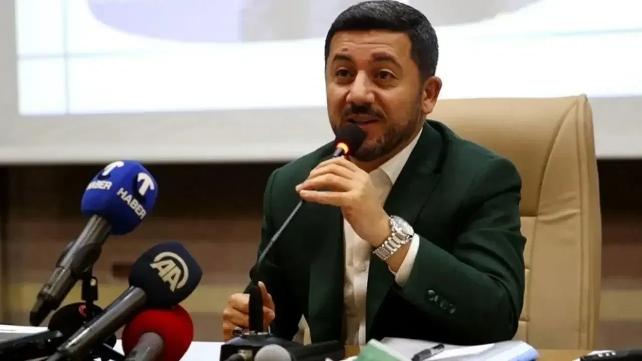 Rasim Arı nereli kaç yaşında? AK Parti’ye geçen Rasim Arı hangi ilin belediye başkanı?