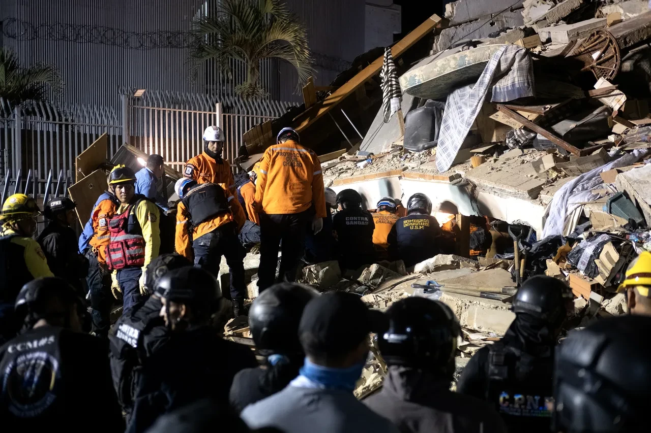 Venezuela ve Japonya'da peş peşe deprem! Tsunami uyarısı yapıldı, OHAL ilan edildi