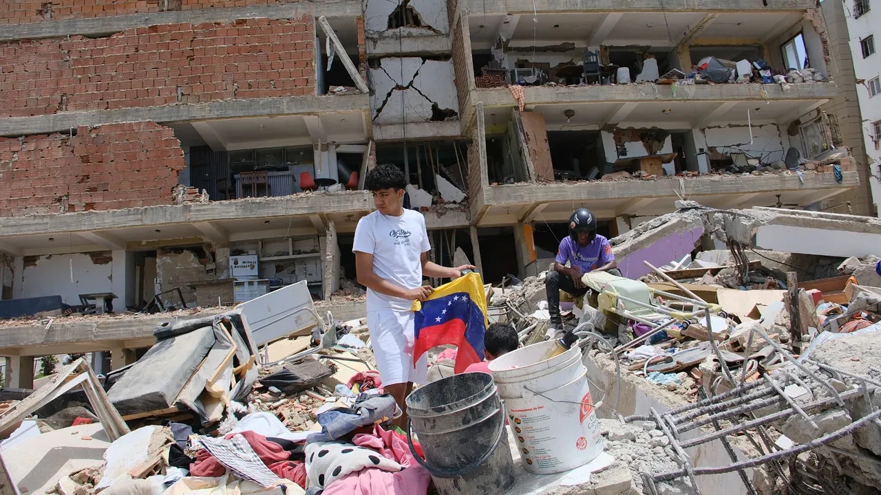 Venezuela ve Japonya'da peş peşe deprem! Tsunami uyarısı yapıldı, OHAL ilan edildi