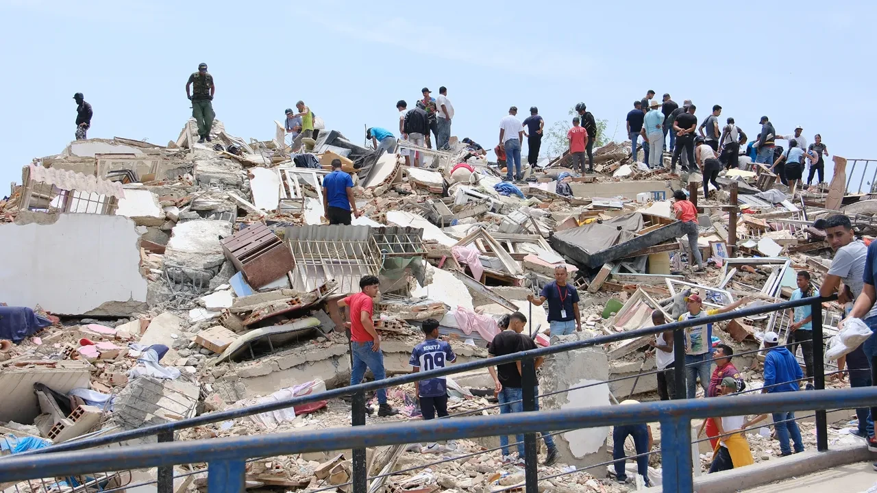 Venezuela ve Japonya'da peş peşe deprem! Tsunami uyarısı yapıldı, OHAL ilan edildi