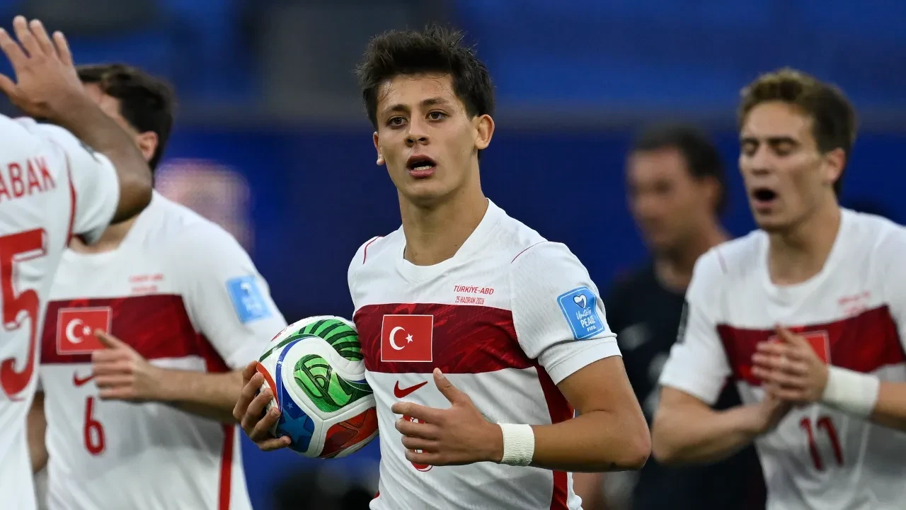 Arda Güler'den eleştirilerle ilgili açıklama! 