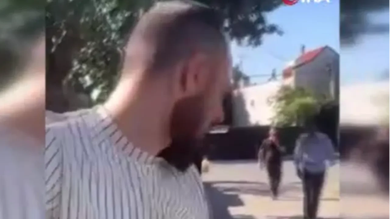 Canlı yayında eski eşinin yakınları saldırdı! İşte saniye saniye o anlar
