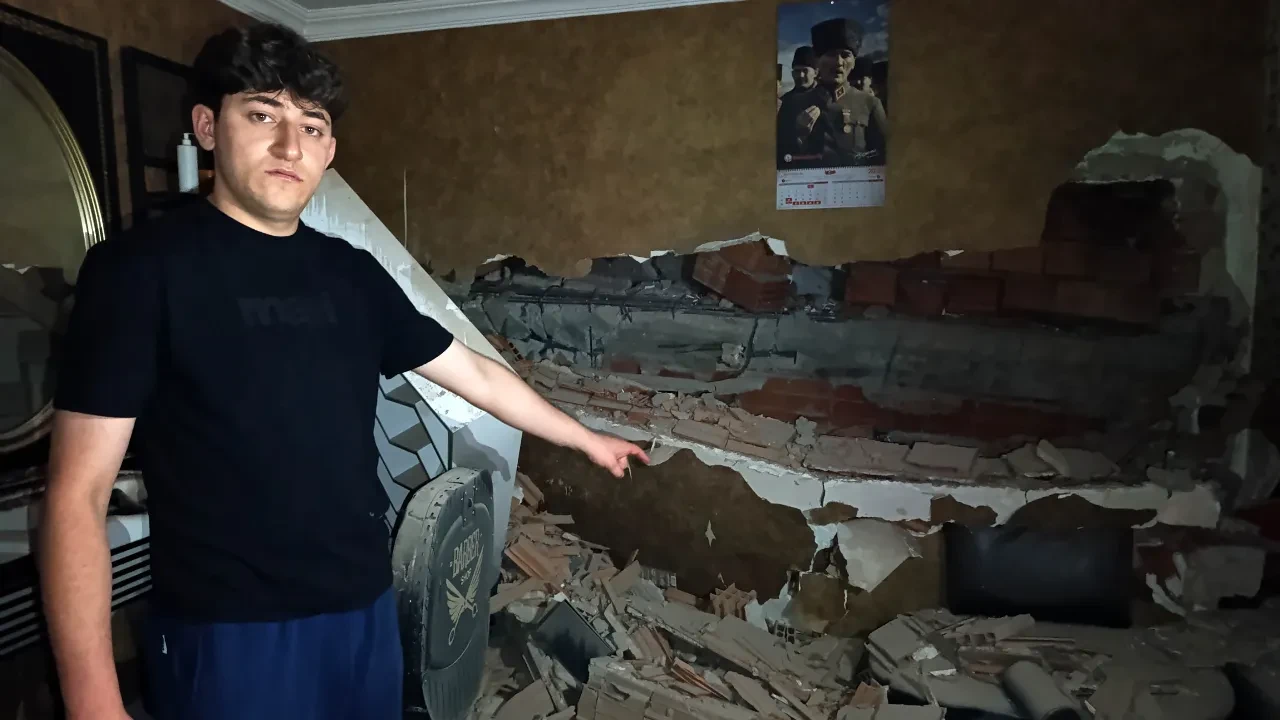 Faciadan son anda dönüldü! 30 yıllık otelin yıkımı sırasında moloz yığınları çöktü