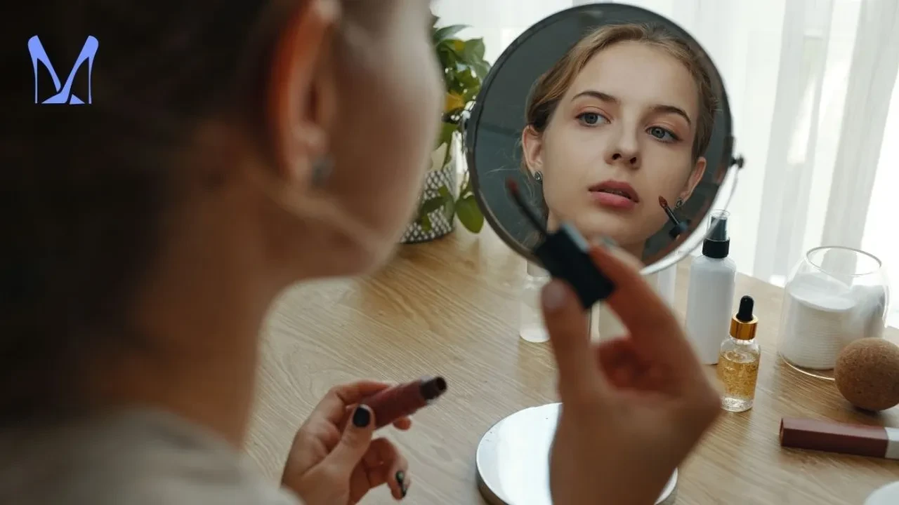 Havalar 40 derecenin üzerine çıkıyor! Terletmeyen gün boyu ciltte kalan makyajın sırrı