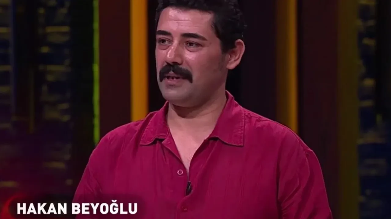 MasterChef’e damga vuran Sivaslı Hakan Beyoğlu kimdir, ne iş yapıyor ? Eşine yaptığı göndermeler sosyal medyanın diline fena düştü 