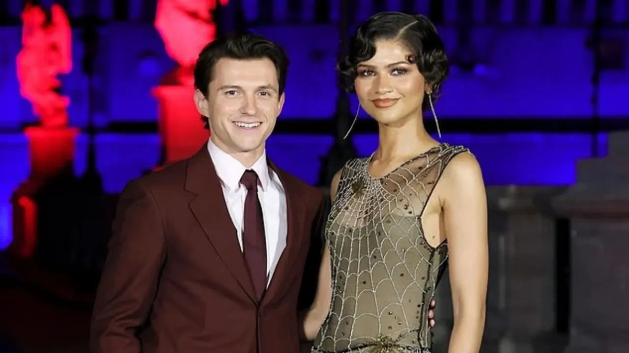 Zendaya'dan ezber bozan stil! Galaya 35 dolarlık ikinci el tişörtle çıktı 