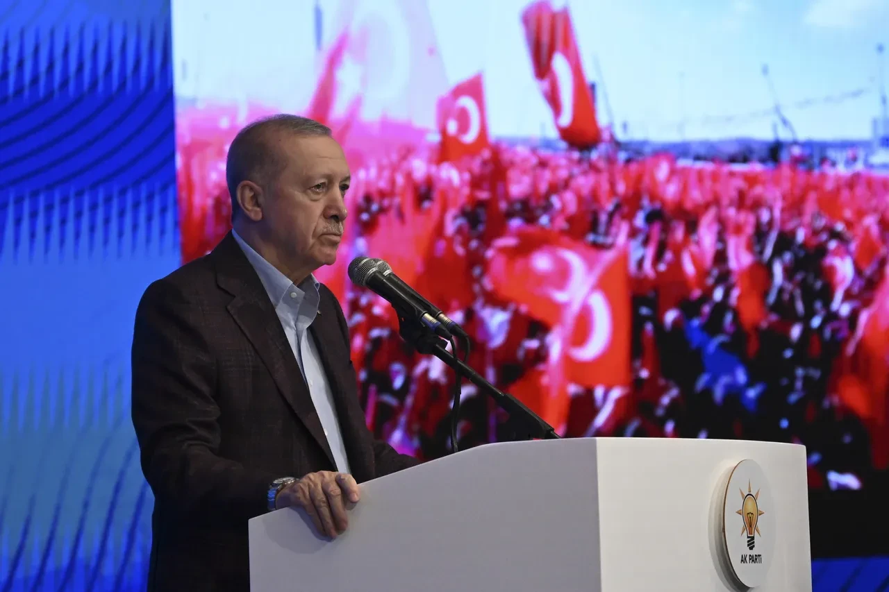Cumhurbaşkanı Erdoğan, CHP'ye yüklendi! 'Biz bu kavganın tarafı değiliz'