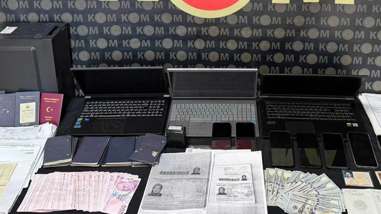 Şahısları sahte belgelerle emekli eden çeteye operasyon! Ayak bile basmadıkları ülkeye gitmiş gibi gösterdiler: 60 milyon TL zarar