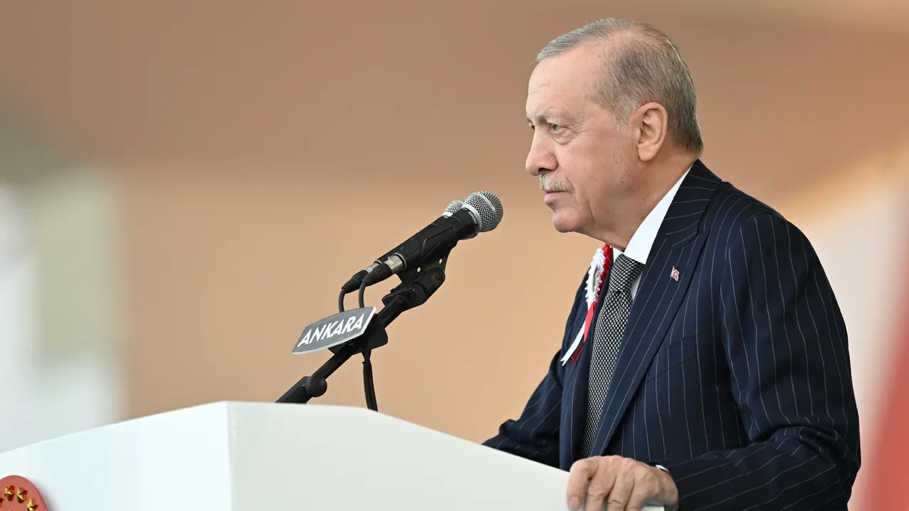 Sinan Burhan'dan AK Parti'nin Sapanca'daki kampıyla ilgili sarsıcı iddia: En az 3 bakan değişecek