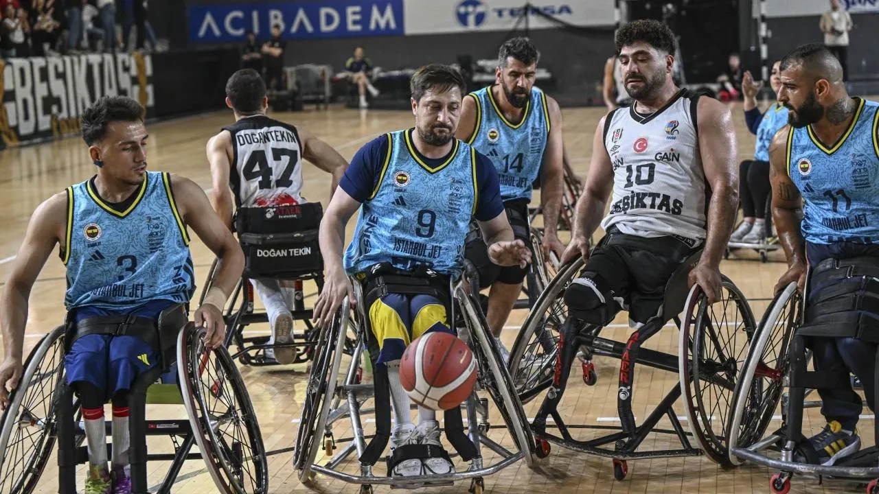 Tekerlekli Sandalye Basketbol Süper Ligi'nde şampiyon Fenerbahçe! Sarı-lacivertliler, Beşiktaş'ı mağlup etti