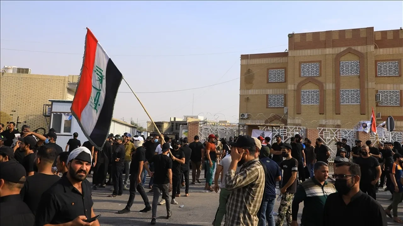 Irak'ta yolsuzluk operasyonları: Aralarında memur ve milletvekillerinin de olduğu 47 kişi gözaltında