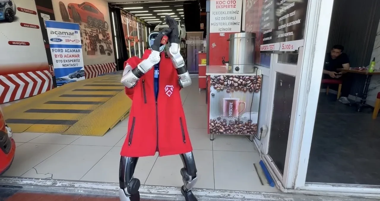 İş yerine yapay zekalı robot aldılar, ustalardan ilk isteği bakın ne oldu!