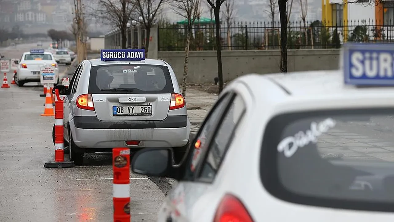 KDK’dan sürücü adayları için kritik adım: Hastalığı olan aday direksiyon sınavına akşam girebilecek