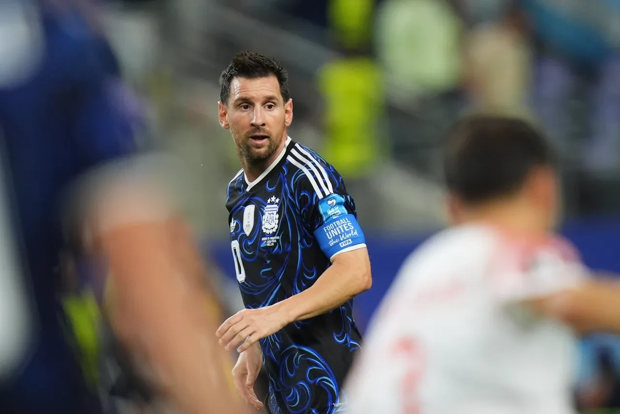 Messi, Dünya Kupası’nda bir kez daha tarihe geçti! Arjantinli çılgın golcü şov yaptı