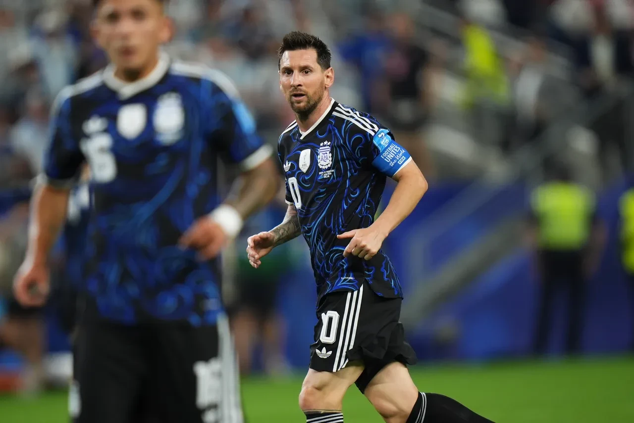 Messi, Dünya Kupası’nda bir kez daha tarihe geçti! Arjantinli çılgın golcü şov yaptı