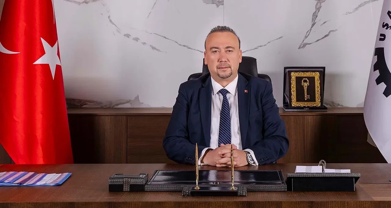 Özgür Özel-Özkan Yalım mesajlarında yeni detaylar: CHP’ye alınacak üç helikopter için 10 milyon dolar iddiası