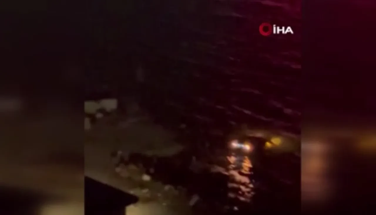 Sürücü aracıyla denize uçtu, ihbarı yapanın söyledikleri şoke etti