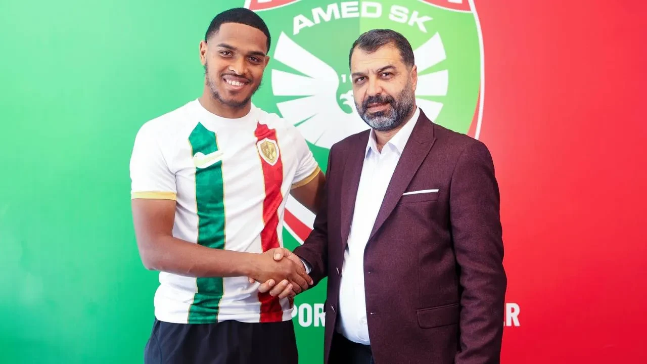 Amedspor'a Madagaskarlı yıldız! Diyarbakır temsilcisi Rayan Raveloson'u transfer etti