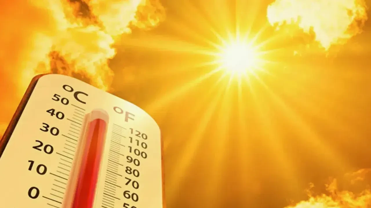 Avrupa'daki kavurucu sıcaklar Türkiye'ye gelecek mi? Meteoroloji uzmanı uyardı