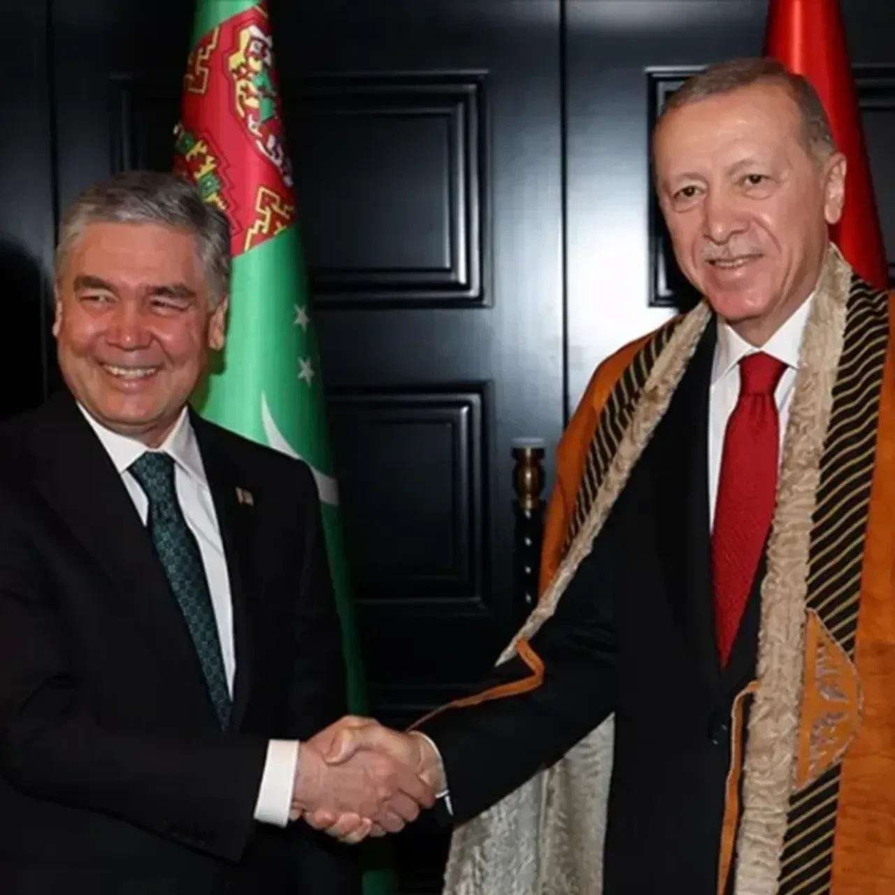 Cumhurbaşkanı Erdoğan, Berdimuhamedov ile görüştü