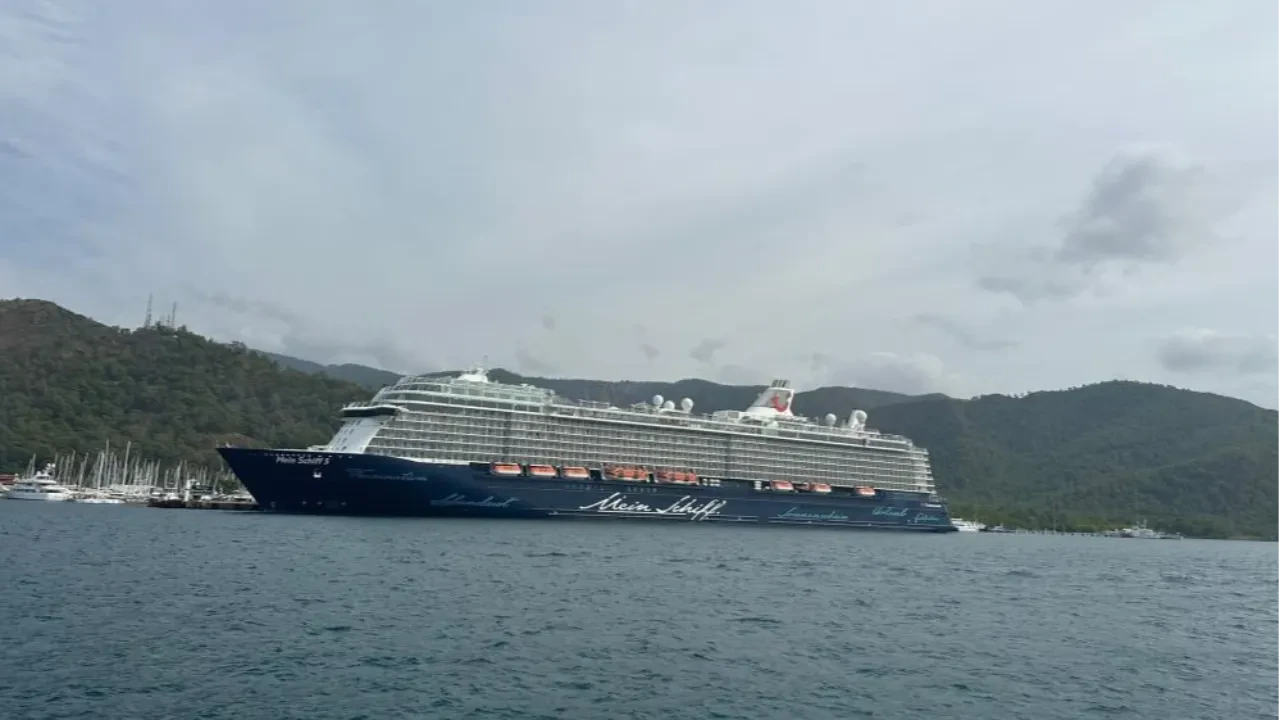 Marmaris’i bir haftada üç kruvaziyer ziyaret edecek
